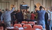 ĐURIČKOVIĆ IZAZVAO TUČU: Aleksićev potrčko divlja po Zaječaru (VIDEO)