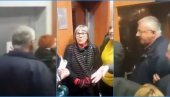 ИЗБАЦИТЕ ЈЕ НАПОЉЕ! Како је изгледао први сукоб Шешеља са блокадерима: Све завршено за трен ока (ВИДЕО)