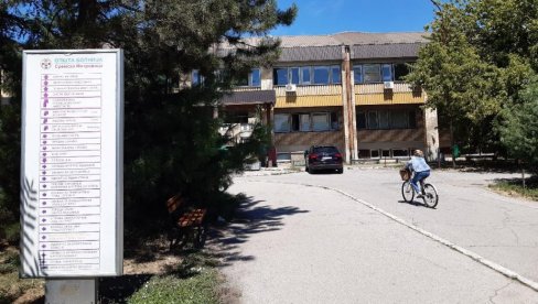 BOLJI USLOVI ZA NOVE BEBE: Pri kraju obnova porodilišta u okviru Opšte bolnice u Sremskoj Mitrovici BOLJI USLOVI ZA NOVE BEBE: Pri kraju obnova porodilišta u okviru Opšte bolnice u Sremskoj Mitrovici