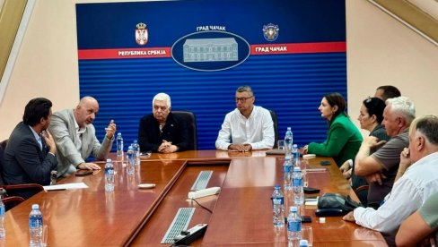 MINISTAR BRATINA U RADNOJ POSETI ČAČKU I UŽICU: Podrška lokalnim medijima i dijalogu sa novinarima MINISTAR BRATINA U RADNOJ POSETI ČAČKU I UŽICU: Podrška lokalnim medijima i dijalogu sa novinarima