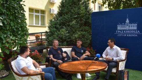 PRIJEM ZA USPEŠNOG PLIVAČA: Podrška reprezentativcu Aleksi Kockaru za Svetsko prvenstvo PRIJEM ZA USPEŠNOG PLIVAČA: Podrška reprezentativcu Aleksi Kockaru za Svetsko prvenstvo