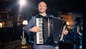 VEŠTAČKA INTELIGENCIJA DONELA SUD: Aca Sofronijević obeležio je pop kulturu celog regiona (FOTO)