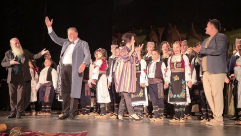 ПРЕМИЈЕРА РОМАНТИКА У ОПАНЦИМА: У част песника Милорада Петровића Сељанчице