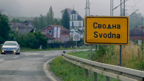 JOŠ NOSIM GELER U NOZI: Goran Galogaža je bio dete kada je kolona izbeglih iz Krajine, u kojoj  je bio bombardovana u Svodni (FOTO)