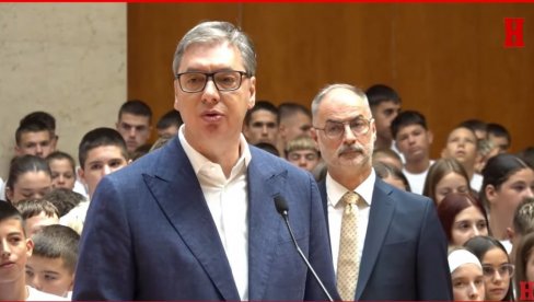 SRBIJU VOLIMO NAJVIŠE NA SVETU, ZA RAZLIKU OD ONIH KOJI JE MRZE Vučić: U teškoj smo situaciji, spustili su nam stopu rasta
