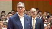 SRBIJU VOLIMO NAJVIŠE NA SVETU, ZA RAZLIKU OD ONIH KOJI JE MRZE Vučić: U teškoj smo situaciji, spustili su nam stopu rasta SRBIJU VOLIMO NAJVIŠE NA SVETU, ZA RAZLIKU OD ONIH KOJI JE MRZE Vučić: U teškoj smo situaciji, spustili su nam stopu rasta