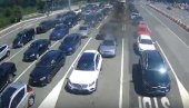 PAKAO NA BATROVCIMA, KOLONE KILOMETARSKE: Na ulaz u Hrvatsku čeka se tri sata
