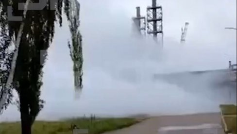 VELIKA EKSPLOZIJA U RUSIJI: Povređeno 25 osoba (VIDEO) VELIKA EKSPLOZIJA U RUSIJI: Povređeno 25 osoba (VIDEO)