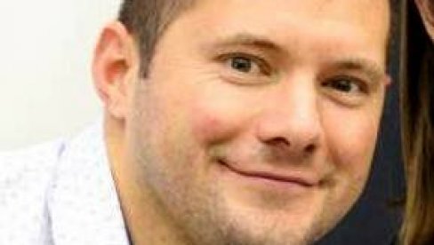 МОЈ БРАТ ЈЕ ИЗДАХНУО Драгиша изгубио најважнију битку - Фудбалер кога је усмртио гром на игралишту биће сахрањен у Пепељевцу МОЈ БРАТ ЈЕ ИЗДАХНУО Драгиша изгубио најважнију битку - Фудбалер кога је усмртио гром на игралишту биће сахрањен у Пепељевцу
