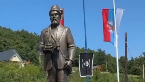 SPOMENIK SKLONJEN, SAD SE TRAŽE KRIVCI: Postavljanje kipa Pavla Đurišića donelo mnogo posla Osnovnom tužilaštvu u Beranama SPOMENIK SKLONJEN, SAD SE TRAŽE KRIVCI: Postavljanje kipa Pavla Đurišića donelo mnogo posla Osnovnom tužilaštvu u Beranama