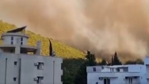 CRNOJ GORI PRETI EKSPLOZIJA?! Požar stigao do omiljene plaže - apokaliptične scene sa primorja (VIDEO)