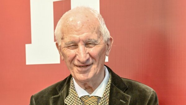 НИГДЕ НИКОГ, НЕМАМО КУД: Песме из нове књиге академика Матије Бећковића НИГДЕ НИКОГ, НЕМАМО КУД: Песме из нове књиге академика Матије Бећковића