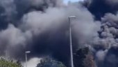 VELIKI POŽAR KOD ŽELEZNIČKE STANICE U BARU: Nad gradom se nadvio gust dim