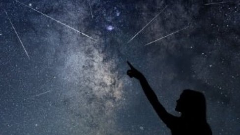 METEORSKI PLJUSAK NOĆAS DOSTIŽE SVOJ VRHUNAC: Nebeska kiša i nad Srbijom METEORSKI PLJUSAK NOĆAS DOSTIŽE SVOJ VRHUNAC: Nebeska kiša i nad Srbijom