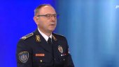 БЛОКАДЕРИ НАПАЛИ ПОЛИЦИЈУ, ГРАЂАНЕ И ПРОСТОРИЈЕ СНС-А Директор полиције: Повређено 16 полицајаца и 52 грађанина у Врбасу