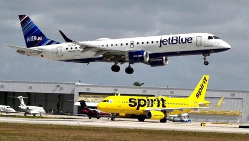 PROPADA JEDNA OD NAJVEĆIH NISKOBUDŽETSKIUH AVIO KOMPANIJA: Mogla bi prestati da postoji do 2026. godine PROPADA JEDNA OD NAJVEĆIH NISKOBUDŽETSKIUH AVIO KOMPANIJA: Mogla bi prestati da postoji do 2026. godine