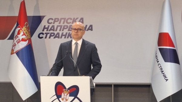 ВИШЕ СЕ НЕЋЕМО ПОВЛАЧИТИ НИГДЕ Вучевић: Сви сте видели ко спроводи насиље - бранићемо се још одлучније и храбрије (ВИДЕО) ВИШЕ СЕ НЕЋЕМО ПОВЛАЧИТИ НИГДЕ Вучевић: Сви сте видели ко спроводи насиље - бранићемо се још одлучније и храбрије (ВИДЕО)