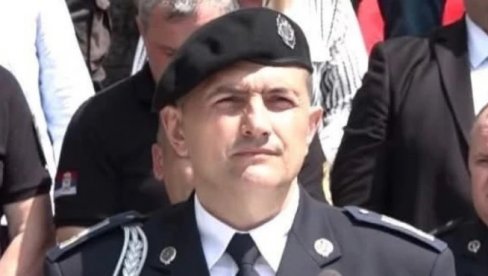 ТО, НАРОДНА МИЛИЦИЈО: Репац растурио блокадере-терористе ТО, НАРОДНА МИЛИЦИЈО: Репац растурио блокадере-терористе