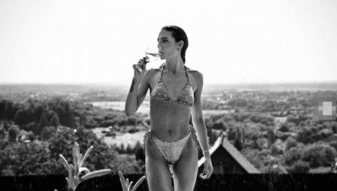 SKINULA SE NAJMRŠAVIJA SRPSKA PEVAČICA: Ima tek nešto više od 40kg (FOTO)