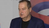 DAČIĆ: U napadu blokadera povređeno je sedam pripadnika Vojske koji čuvaju štićenu ličnost