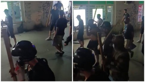 JEZIV SNIMAK BLOKADERA USTAŠA: Motkama kreću na narod - HTELI SU DA MASOVNO UBIJAJU (VIDEO) JEZIV SNIMAK BLOKADERA USTAŠA: Motkama kreću na narod - HTELI SU DA MASOVNO UBIJAJU (VIDEO)