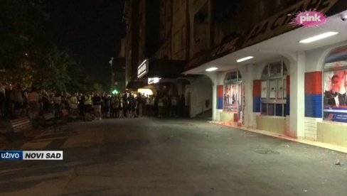 ВУЧИЋ О НАПАДУ БЛОКАДЕРА: Већ је ухапшено 4 лица, један припадник УКП-а је теже повређен ВУЧИЋ О НАПАДУ БЛОКАДЕРА: Већ је ухапшено 4 лица, један припадник УКП-а је теже повређен