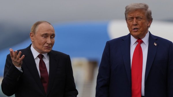 СМЕЈЕ ЛИ СЕ ПУТИН ТРАМПОВИМ НАПОРИМА ЗА МИР? Ево шта каже Варшава СМЕЈЕ ЛИ СЕ ПУТИН ТРАМПОВИМ НАПОРИМА ЗА МИР? Ево шта каже Варшава