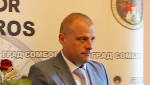 СМЕЊЕН ЈОЦА КАМАТАШ: Одзвонило пљавом полицијском дону из Бачке