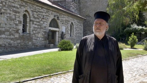 NA UDARU CRKVA I PATRIJARH: Laži o tajnom potpisivanju temeljnog ugovora sa Prištinom najprljavija medijska kampanja, kaže Velibor DŽomić