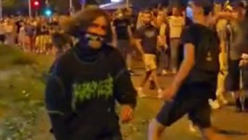 BLOKADERI PONOVO SPREMAJU HAOS: Teroristi se i večeras okupljaju da divljaju