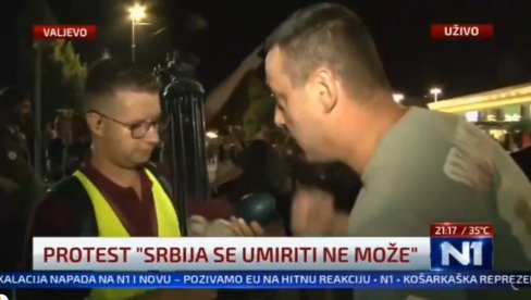 САД ПЕСНИЦЕ ИДУ Блокадери терористи најавили ново насиље (ВИДЕО) САД ПЕСНИЦЕ ИДУ Блокадери терористи најавили ново насиље (ВИДЕО)