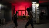 МЕЂУ БЛОКАДЕРИМА НЕМА ЉУДИ СА ЛИЦЕМ, СКРИВАЈУ СЕ ИЗА ТОБОЖ НЕЧЕГ ВЕЋЕГ Вучић: Они немају шта да понуте, а људи траже повратак стабилности