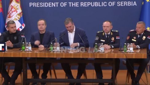 ВУЧИЋ НАКОН ЈЕЗИВИХ ДОГАЂАЈА У ВАЉЕВУ, НС И БЕОГРАДУ: Покушате ли нешто да предузмете, терор, дирају нам децу, студенте