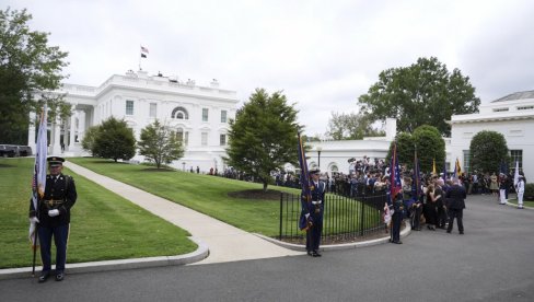 САМИТ ТРАМПА, ЗЕЛЕНСКОГ И ЕВРОПЉАНА: Стигао Зеленски! Шеф НАТО и европски лидери у Белој Кући; Хладан туш за Зеленског из Беле куће