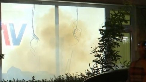 GODINU DANA TRPIMO JEZIVO NASILJE, DA JEZIVIJE NE MOŽE BITI Vučić: Zamislite da samo uradili deo toga što su oni uradili GODINU DANA TRPIMO JEZIVO NASILJE, DA JEZIVIJE NE MOŽE BITI Vučić: Zamislite da samo uradili deo toga što su oni uradili