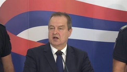 LJUDSKO SMEĆE: Blokaderi u ekstazi jer je Dačić u teškom stanju