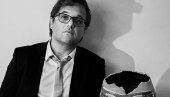 ДВА ГЛАСА У ЊЕГОВОЈ ГЛАВИ СЕ НАДМЕЋУ: Срђан Ковачевић - Одисеј из Новог Сада и Халк са Алиекспреса