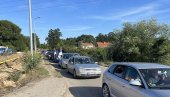 ГРАЂАНИ ПРОТИВ БЛОКАДА: Народ жели мир и стабилност