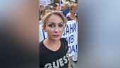 ЖЕЛИМО ДА СЕ ДЕЦА ВРАТЕ У СВОЈЕ КЛУПЕ, ДА УЧЕ Грађани Бачког Петровца подржали скуп против блокада (ВИДЕО)