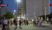 50 НАРУЧЕНИХ ЗГУБИДАНА ИСПРЕД Н1: Нико не верује пропагандом гласилу (ВИДЕО) 50 НАРУЧЕНИХ ЗГУБИДАНА ИСПРЕД Н1: Нико не верује пропагандом гласилу (ВИДЕО)