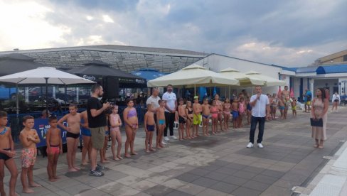 РАЂЕН УЛЕПШАО ФИНИШ У ШКОЛИ ПЛИВАЊА: Лозница за пример