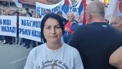 ЖЕЛИМ МИР И СТАБИЛНОСТ: Поруке грађана Трговишта који су устали против блокада (ВИДЕО)