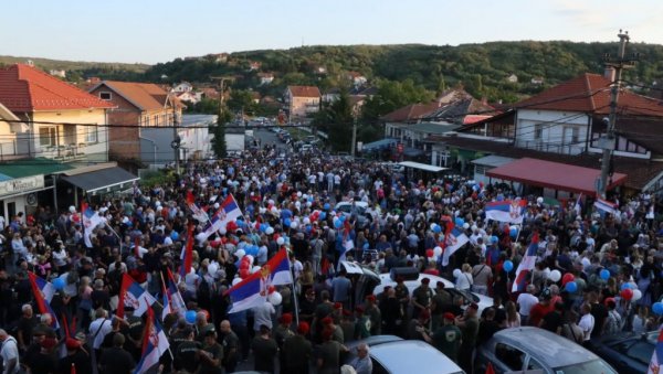 ВИШЕ ОД 70 ХИЉАДА ГРАЂАНА СРБИЈЕ РЕКЛО НЕ БЛОКАДАМА: Народ жели нормалан живот ВИШЕ ОД 70 ХИЉАДА ГРАЂАНА СРБИЈЕ РЕКЛО НЕ БЛОКАДАМА: Народ жели нормалан живот