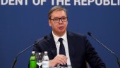 ПАДАЈУ РАТЕ ЗА СТАМБЕНЕ КРЕДИТЕ Вучић: Добијамо најнижу кредитну стопу у историји Србије ПАДАЈУ РАТЕ ЗА СТАМБЕНЕ КРЕДИТЕ Вучић: Добијамо најнижу кредитну стопу у историји Србије