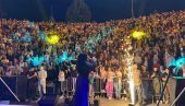 NI IGLA NIJE IMALA GDE DA PADNE: Dragana Mirković oborila još jedan rekord i zadala domaći zadatak u Plužinama (FOTO)