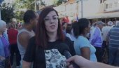 ДЕЦИ ЈЕ МЕСТО У ШКОЛИ, ИМАЈУ ПРАВО НА ОБРАЗОВАЊЕ Грађани Беле Паланке устали против блокада (ВИДЕО)