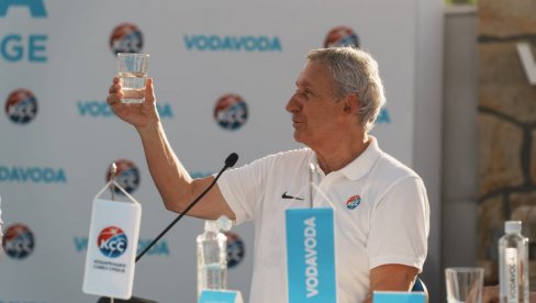 5 легендарних изјава Светислава Пешића које морате упамтити! Ево зашто је овај човек жива легенда и ван кошаркашког терена 5 легендарних изјава Светислава Пешића које морате упамтити! Ево зашто је овај човек жива легенда и ван кошаркашког терена