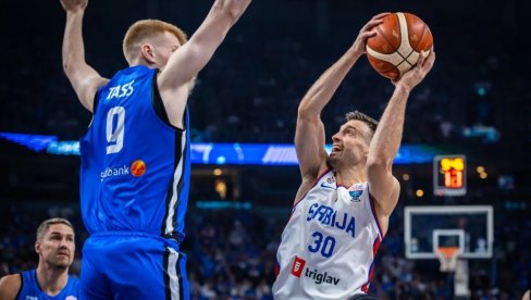POLITIČKA PROVOKACIJA NA MEČU SRBIJA - ESTONIJA! Evo šta su uradili estonski navijači (FOTO) POLITIČKA PROVOKACIJA NA MEČU SRBIJA - ESTONIJA! Evo šta su uradili estonski navijači (FOTO)