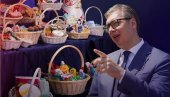 ŽELIMO DA SVAKA PORODICA U SRBIJI ŽIVI BOLJE Vučić: Paketom ekonomskih mera pokazujemo brigu prema građanima ŽELIMO DA SVAKA PORODICA U SRBIJI ŽIVI BOLJE Vučić: Paketom ekonomskih mera pokazujemo brigu prema građanima