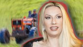 NESVAKIDAŠNJI POKLON: Rada Manojlović za rođendan dobila traktor - pevačica zaplakala od sreće